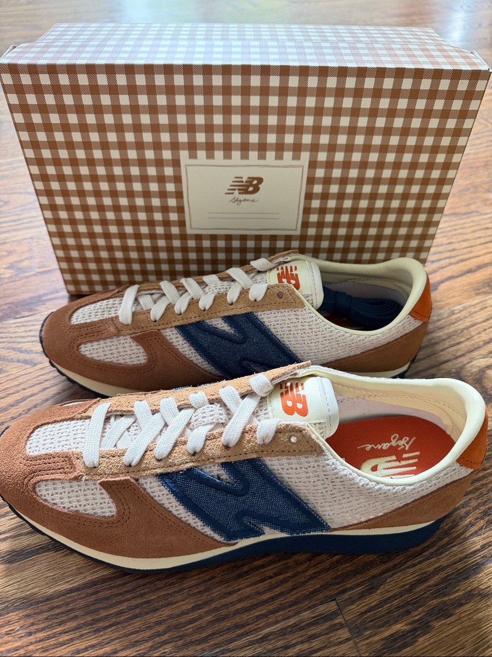 New in Box Sézane New Balance 471 Sneakers Size 41.5 US 9.5/10